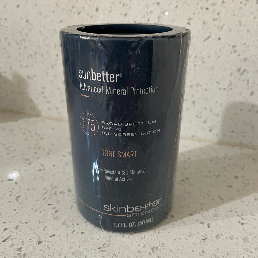 SkinBetter Science sunbetter Advanced Mineral Protection SPF75 lotion tone smart